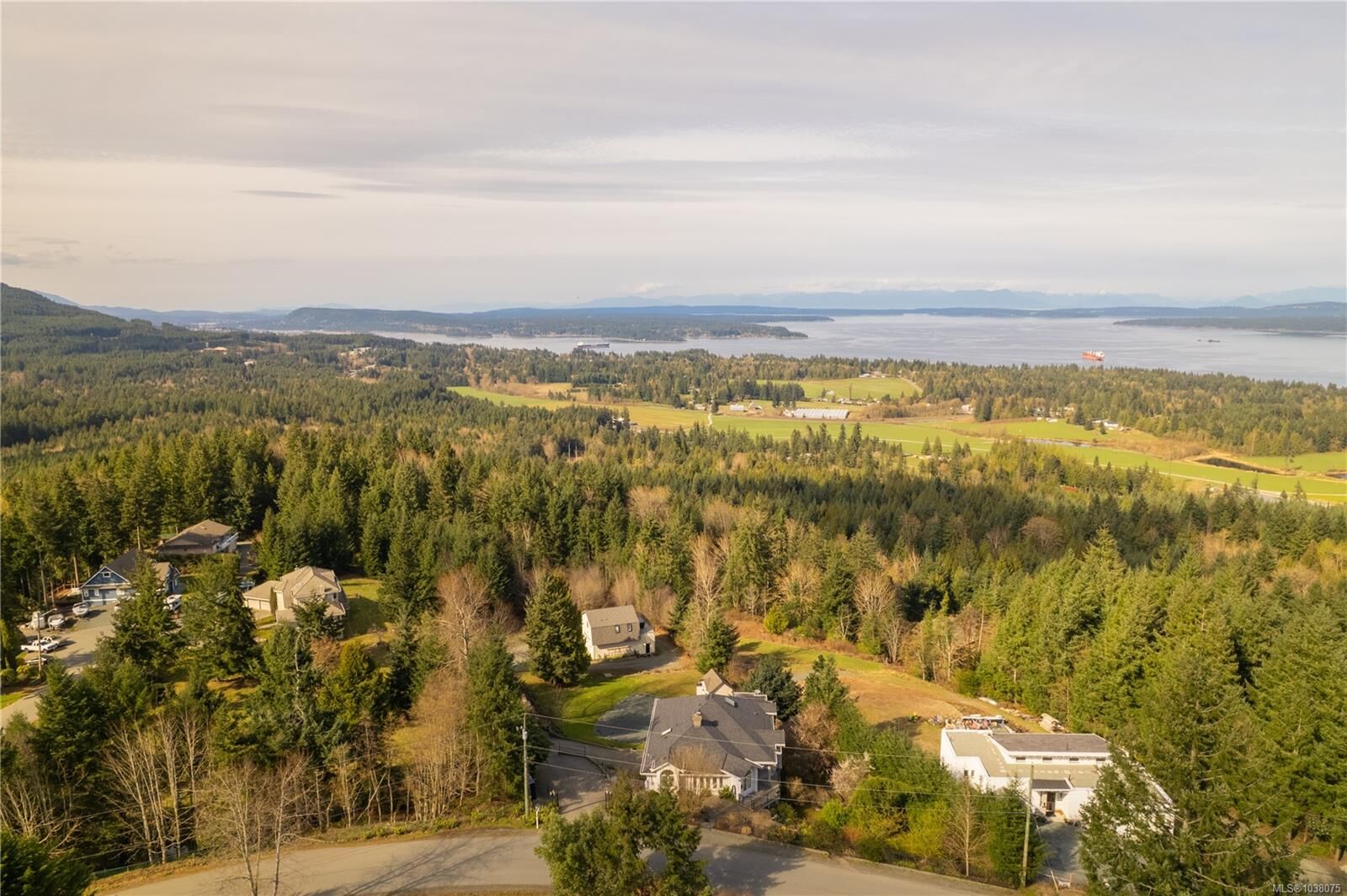 Property Photo: 3758 Panorama Cres BC V0R 1K0