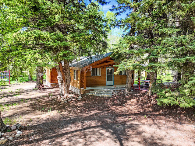 Property Photo:  5401 Ogden Ln  UT 84036 