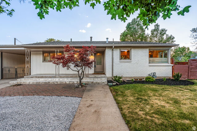 Property Photo: 1610 S 1900 E UT 84108