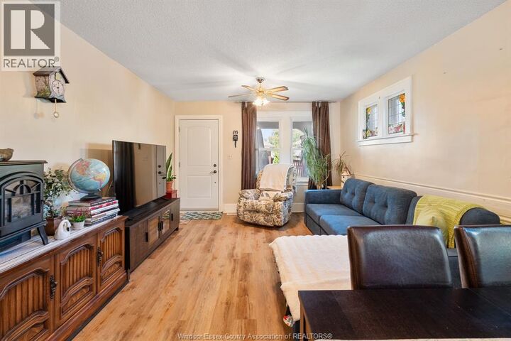 Property Photo:  1220 Bruce Avenue  ON N8X 1X3 