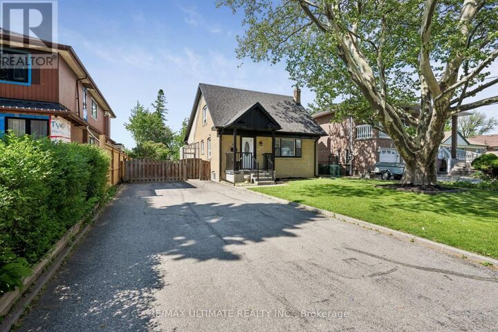 Property Photo:  34 Compton Crescent Basement  ON M3M 2C2 
