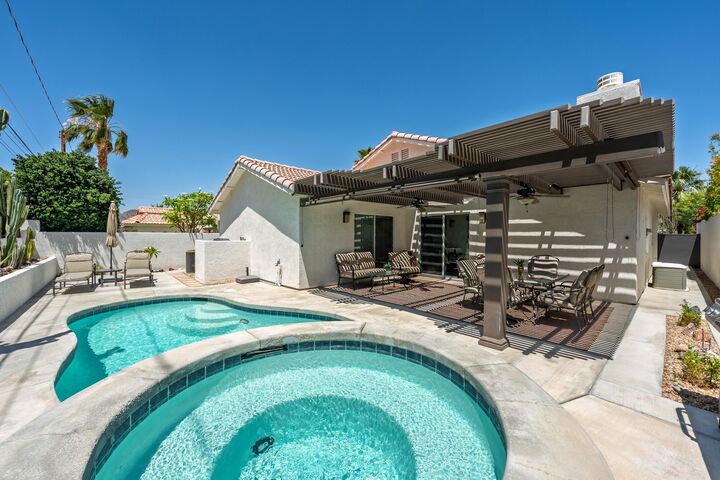 Property Photo:  53085 Avenida Rubio  CA 92253 