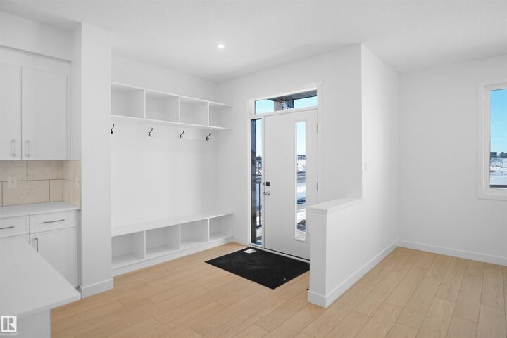 Property Photo:  17506 5A Street NE  AB T5Y 4G1 