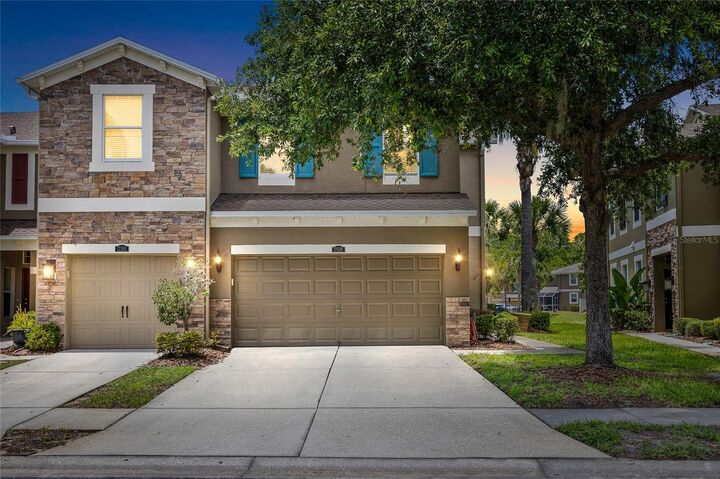 Property Photo:  12589 Streamdale Drive  FL 33626 