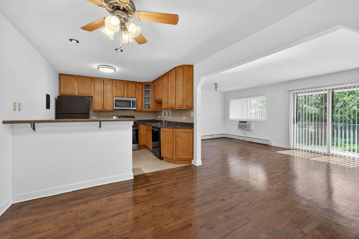 Property Photo: 706 Marilyn Avenue 204 IL 60139