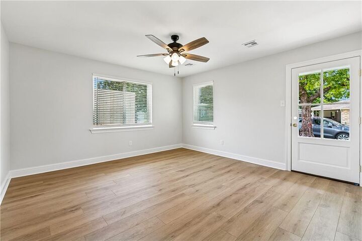 Property Photo:  433 Greenmount Drive  LA 70005 