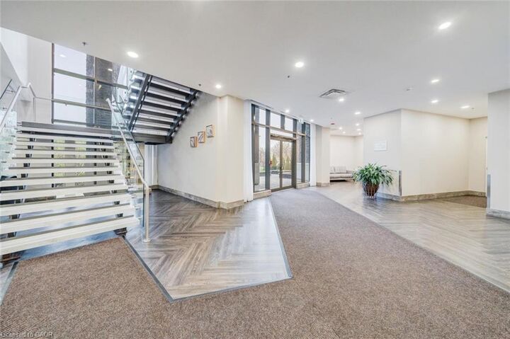 Property Photo: 7711 Green Vista Gate 502 ON L2H 1R1