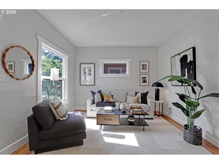 Property Photo:  5331 5333 NE 28th Ave  OR 97211 