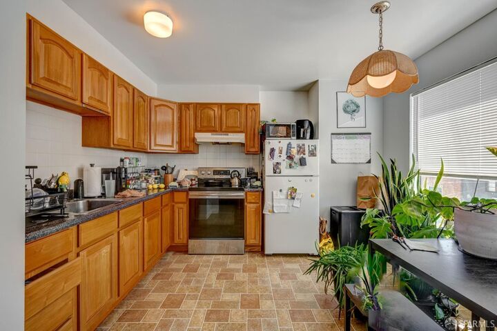 Property Photo:  374 19th Avenue  CA 94121 