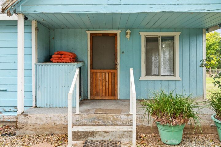 Property Photo: 21941 Reading Drive CA 96007
