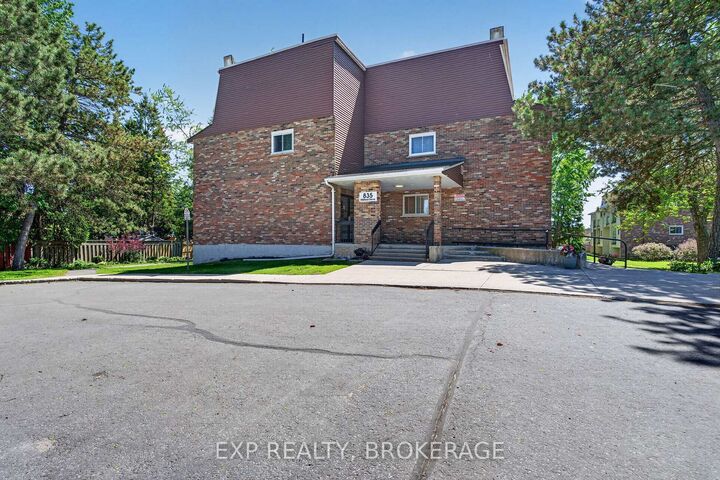 Property Photo: 835 Milford Drive 105 ON K7P 1A7