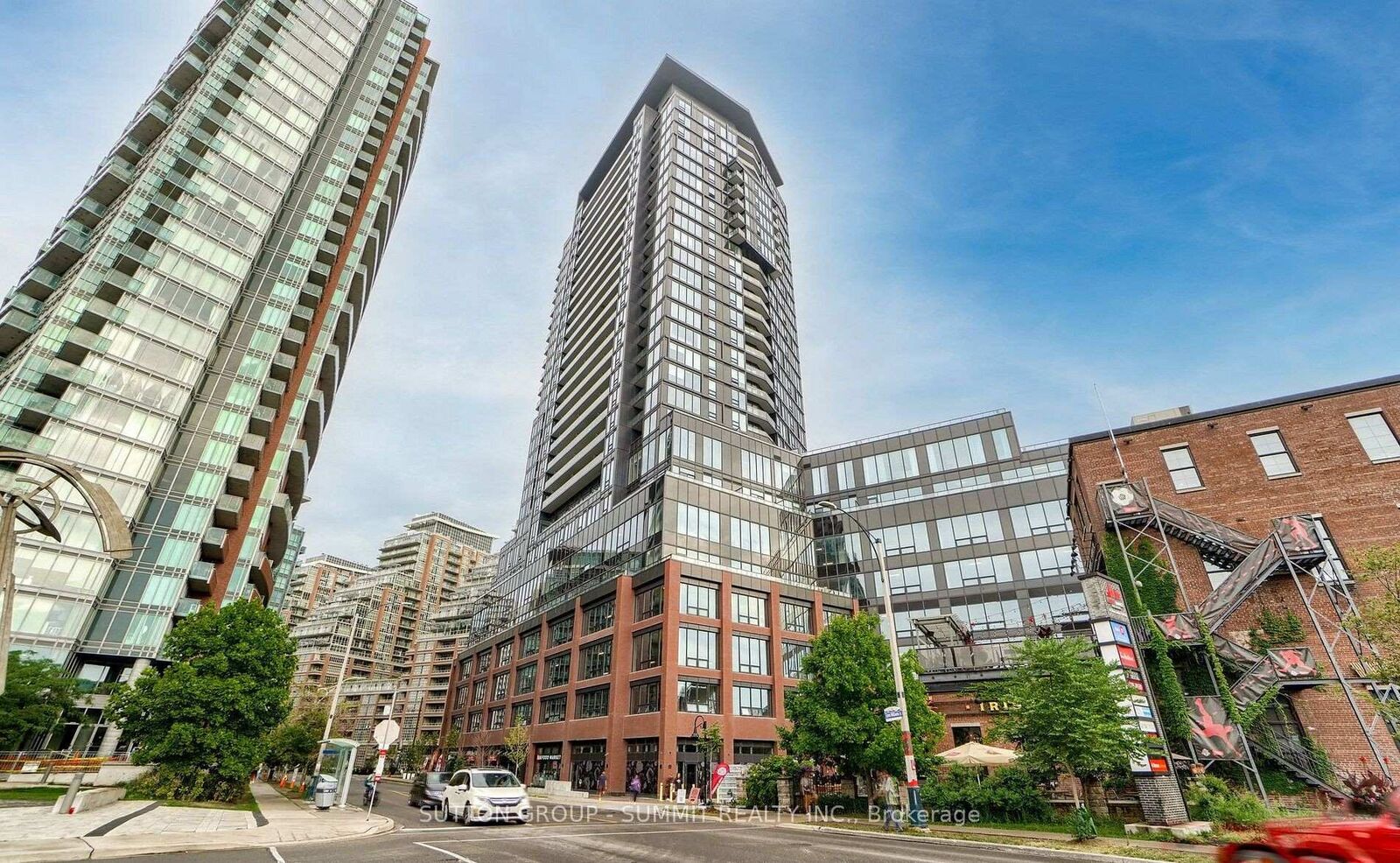 Property Photo: 135 East Liberty Street 1507 ON M6K 0G7