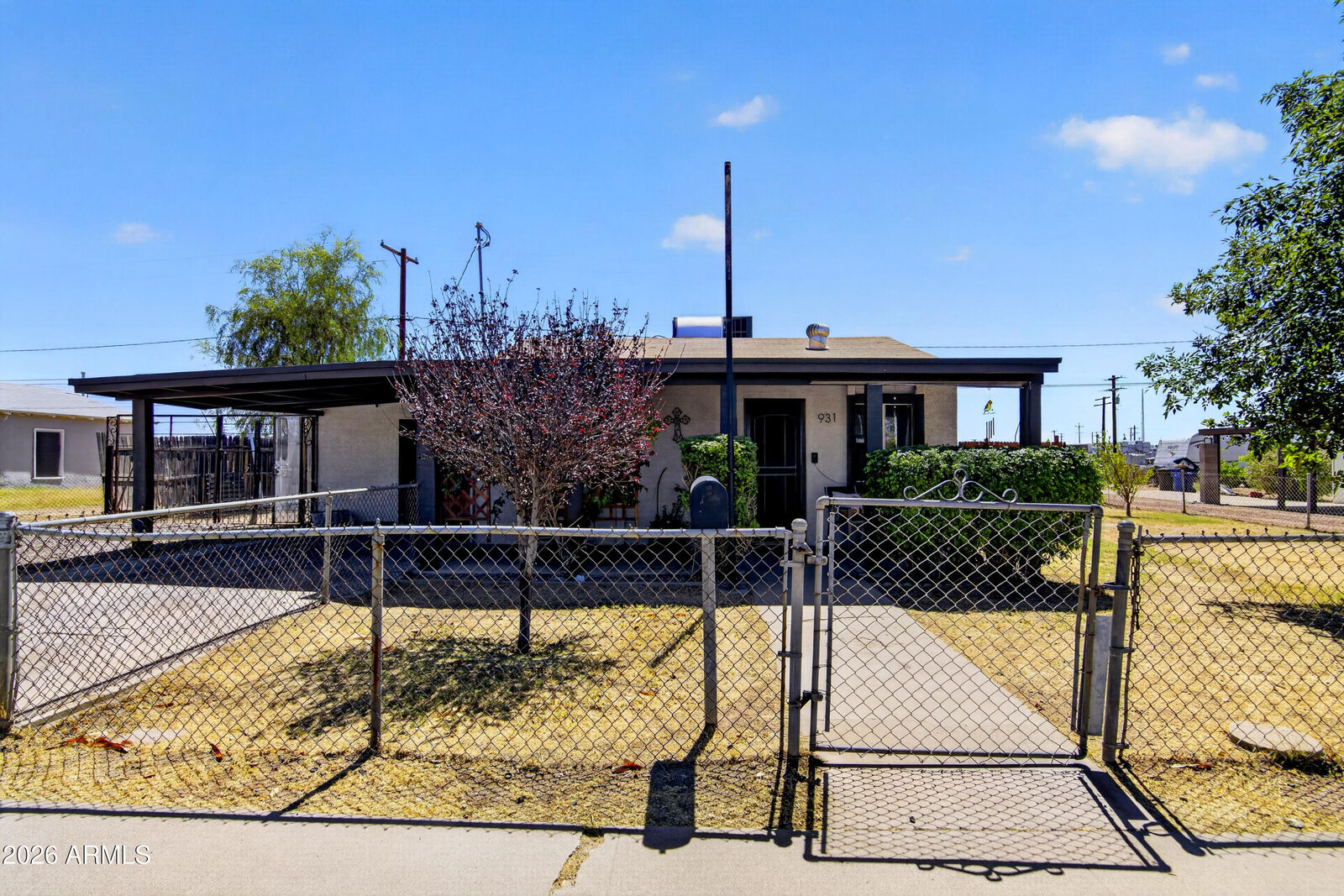 Property Photo:  931 S Drew Street  AZ 85210 