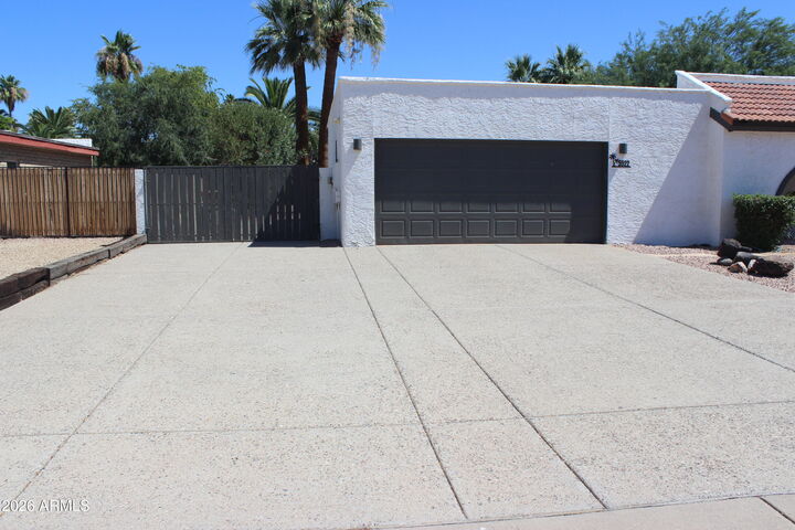 Property Photo:  5922 E Voltaire Avenue  AZ 85254 