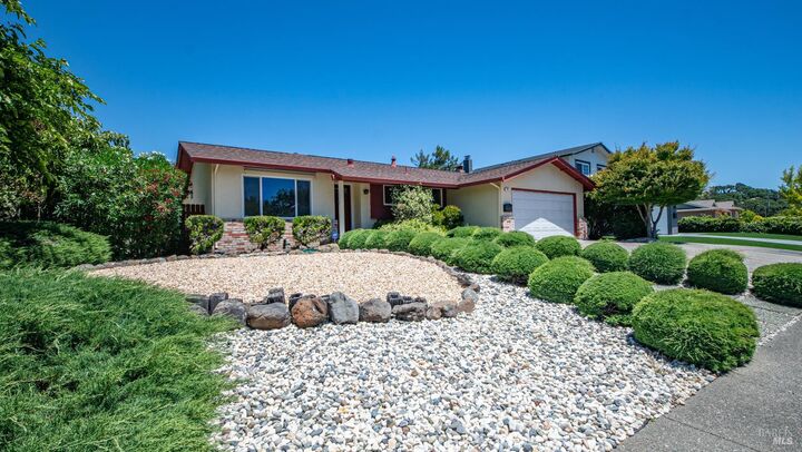 Property Photo:  165 San Luis Way  CA 94945 