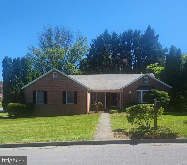 Property Photo: 654 Treys Drive VA 22601