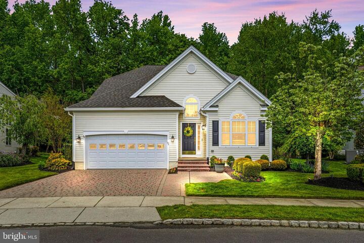 Property Photo: 42 Huxley Circle NJ 08053