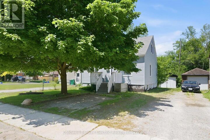 Photo de la propriété:  780 Brown Street  ON K9J 4K8 