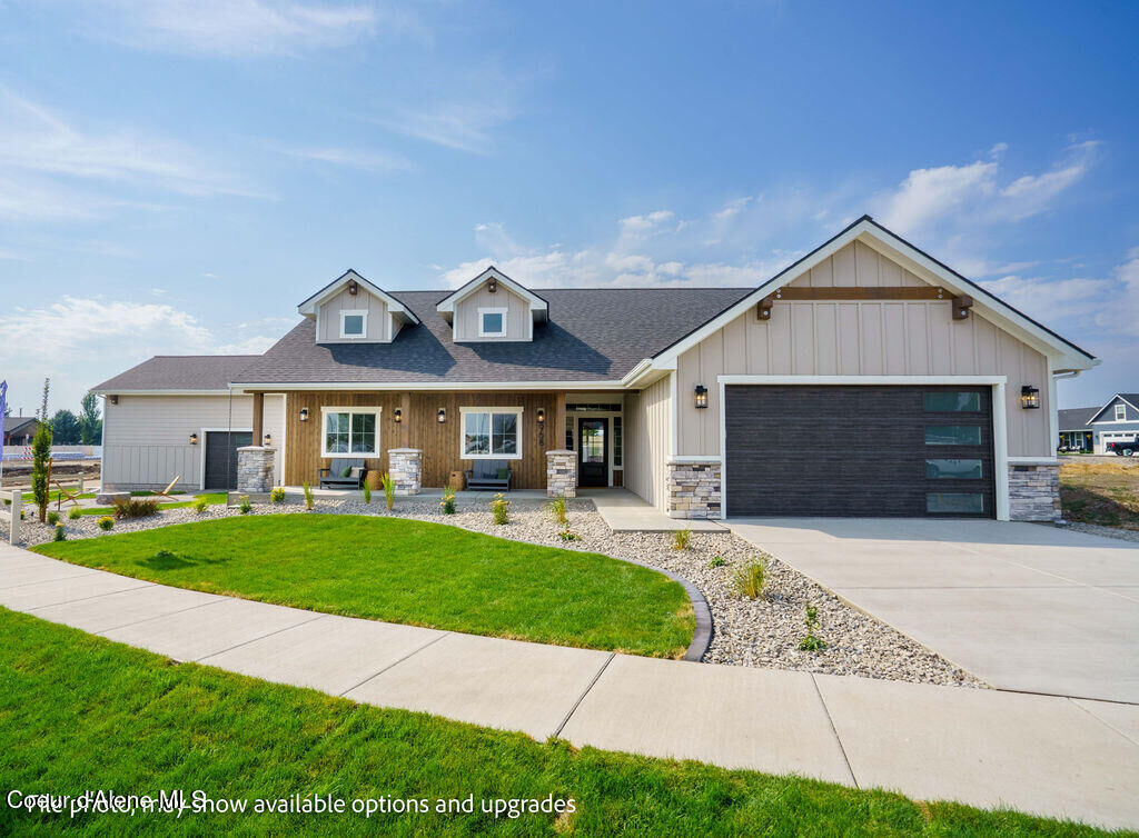 Property Photo:  1075 W Cordgrass Ave  ID 83854 