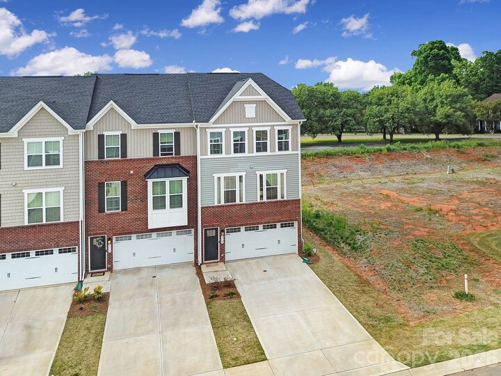 Property Photo:  2528 Grantham Place Drive  SC 29715 