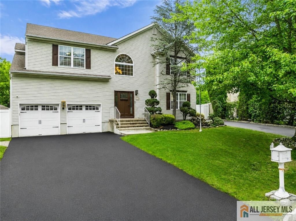 Property Photo: 26 Carrington Court NJ 07747