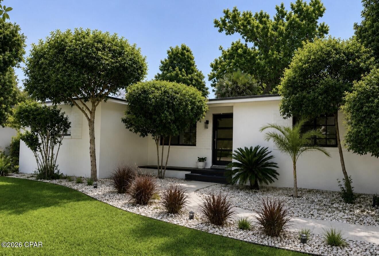 Property Photo:  523 S Bonita Avenue  FL 32401 