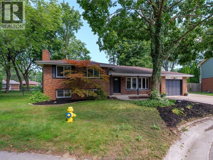 Property Photo:  5710 Dalton Avenue  ON N9H 1M8 