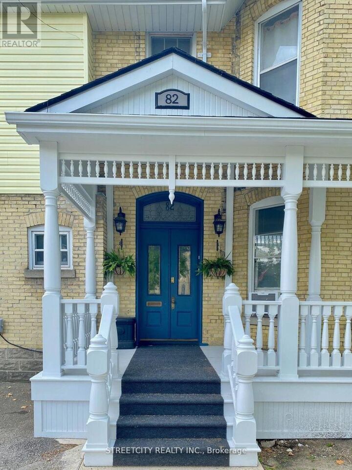 Property Photo: 82 Wellington Street ON N5R 2R2