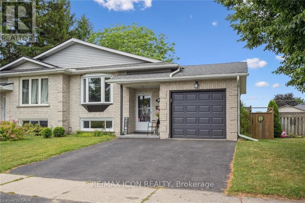 Property Photo:  40 Abeles Avenue  ON N3L 3N9 