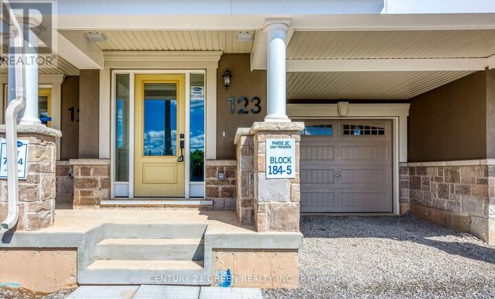 Property Photo:  123 Toucan Trail  ON L6H 7C8 