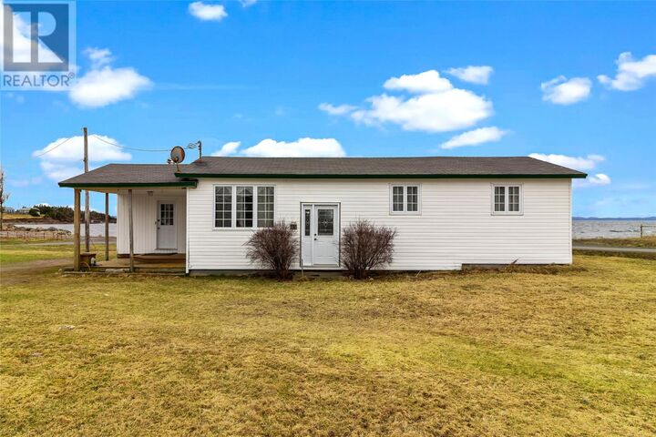 Property Photo:  18 Lower Road  NL A0B 2E0 