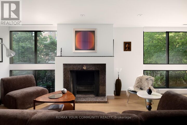 Property Photo:  349 St Clair Avenue West 109  ON M5P 1N3 