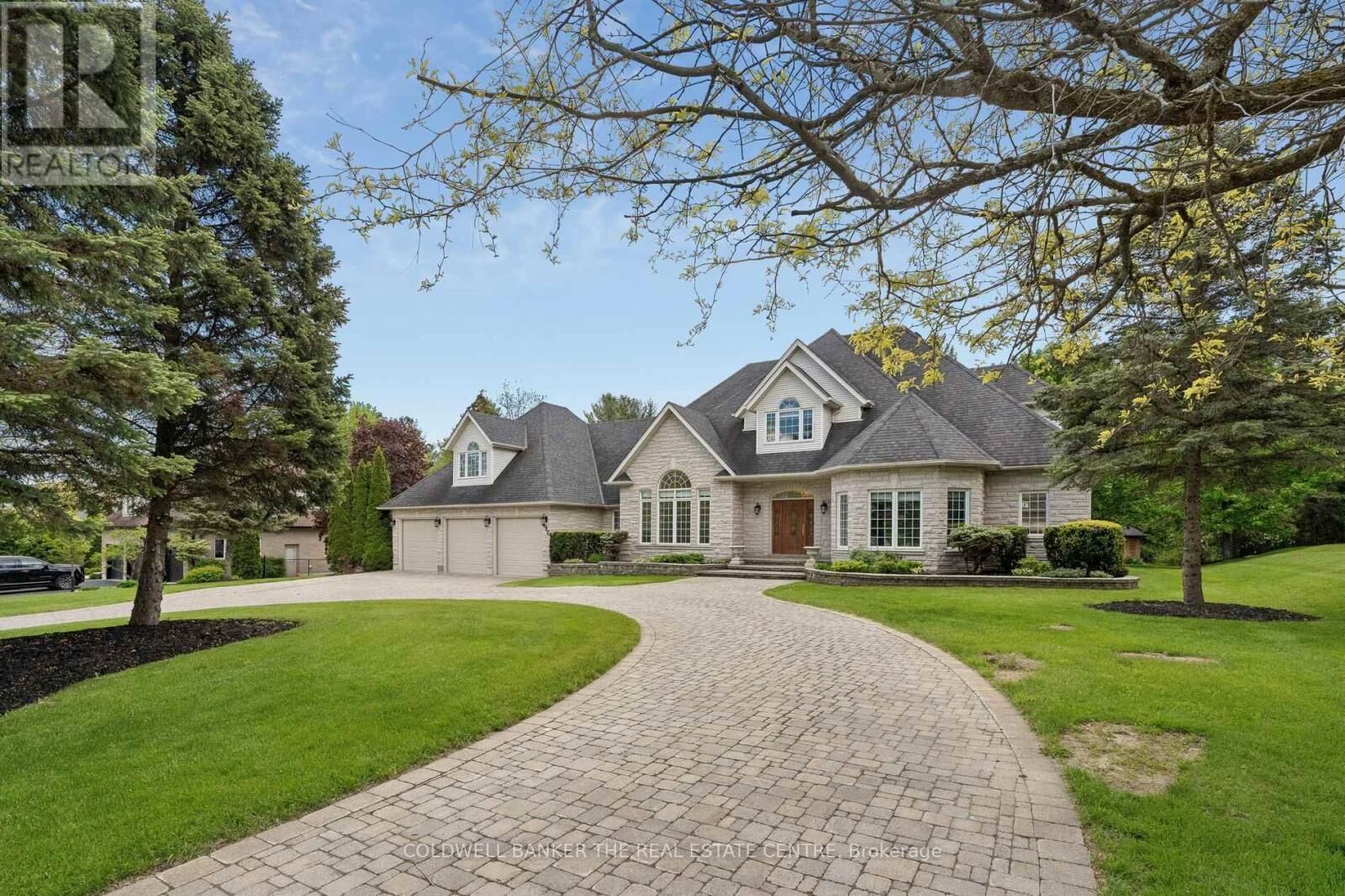Property Photo:  480 Coventry Hill Trail  ON L3X 2A1 