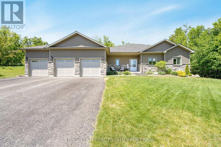 Property Photo:  44 Bachly Avenue  ON L0K 1N0 