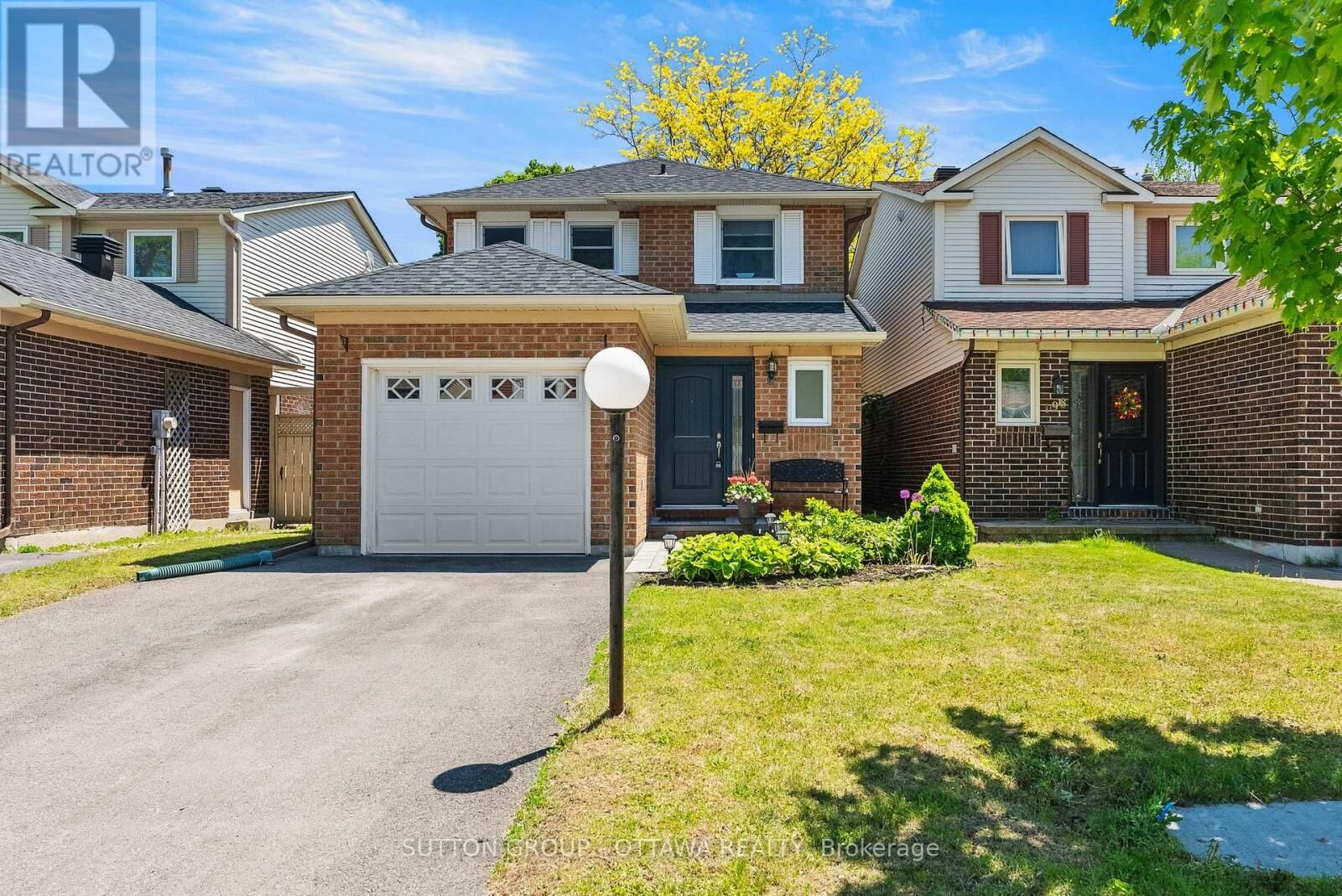 Property Photo:  200 McCurdy Drive  ON K2L 2L6 