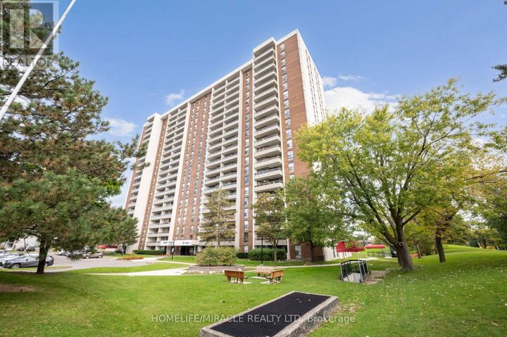 Property Photo:  4 Kings Cross Road 1511  ON L6T 3X8 