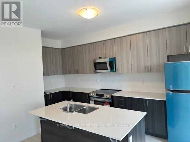 Property Photo:  1865 Pickering Parkway 102  ON L1V 0H2 