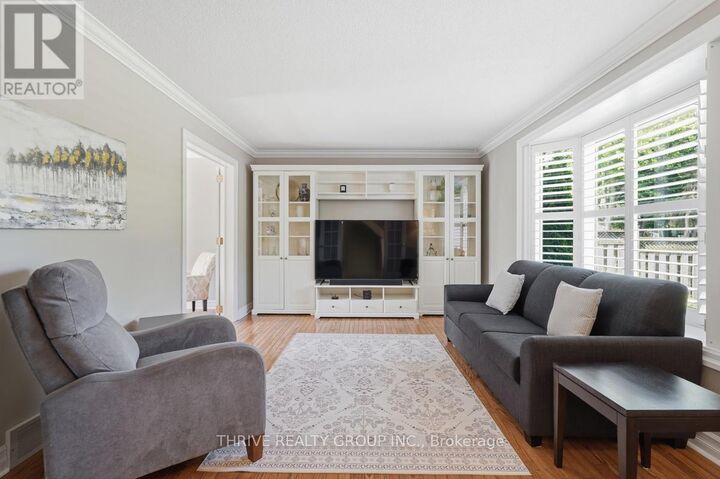 Property Photo:  78 Monmore Road  ON N6G 2W6 
