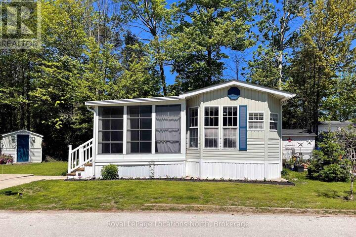 Property Photo:  55 Topaz Street  ON L9Z 1X7 