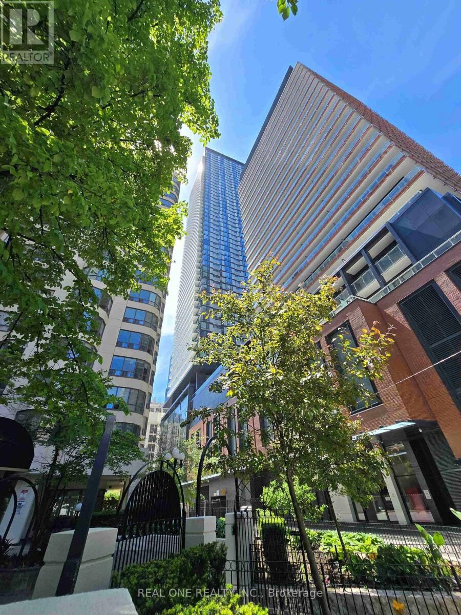 Property Photo:  501 Yonge Street 1109  ON M4Y 0G8 