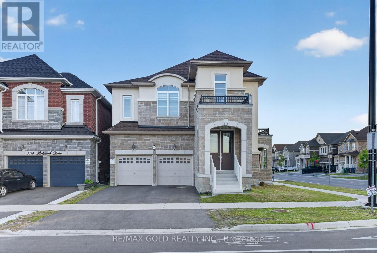 Property Photo:  556 Brisdale Drive  ON L7A 0C3 