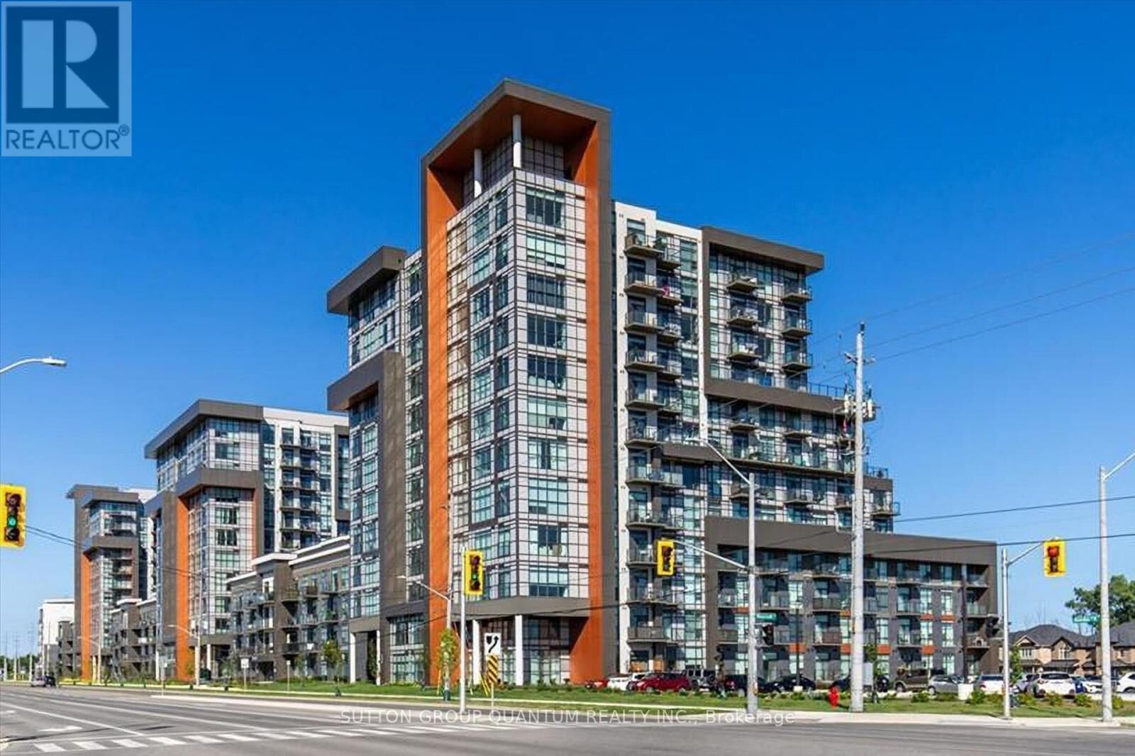 Property Photo:  450 Dundas Street East 514  ON L8B 1Z2 