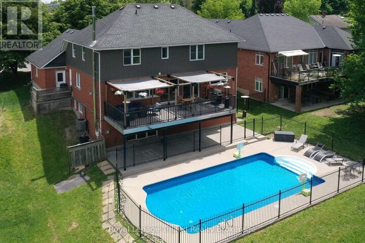 Property Photo:  310 Finkle Street  ON N4S 3E5 