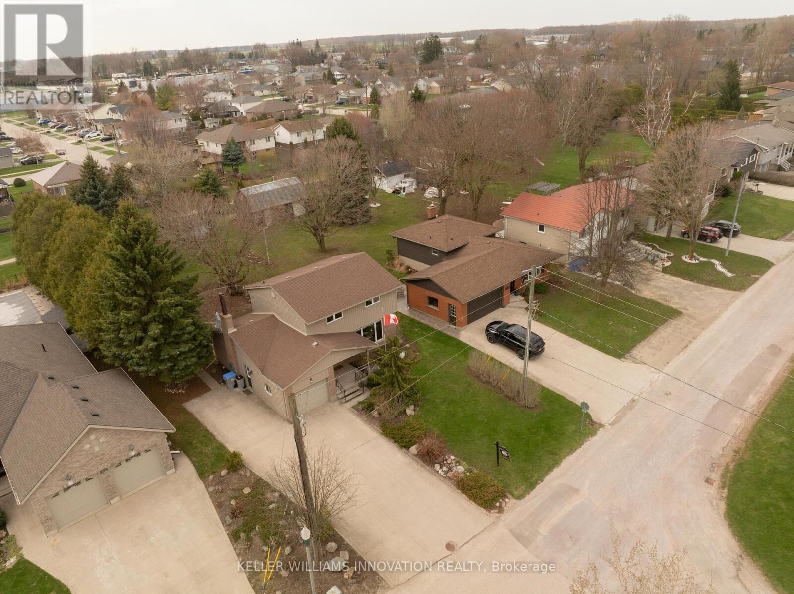 Property Photo:  465 Boyne Avenue  ON N4W 3K5 