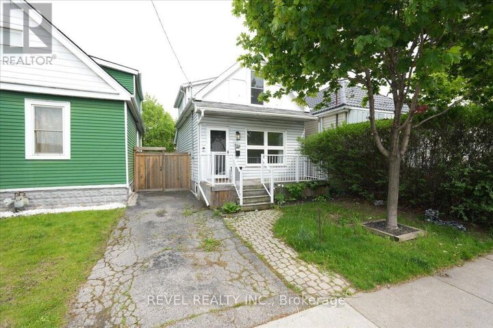 Property Photo:  236 Cope Street  ON L8H 5B5 