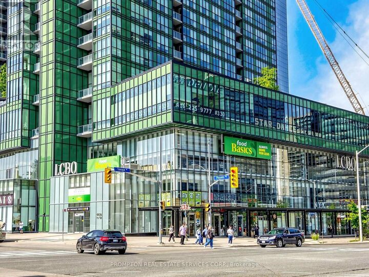 Property Photo:  9 Bogert Avenue 3301  ON M2N 0H3 
