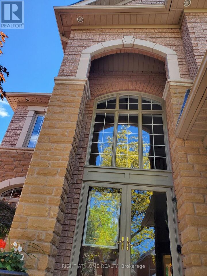 Property Photo:  10 Red Ash Drive  ON L3S 4B6 