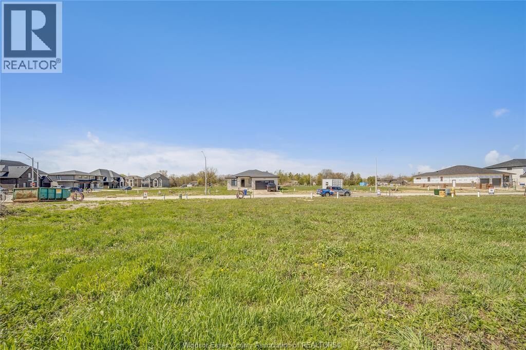 Property Photo:  3680 Farrow Avenue  ON N9H 0B3 