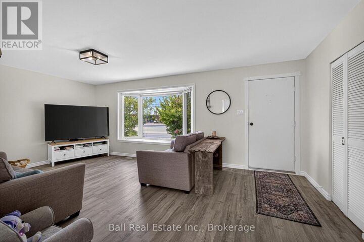 Property Photo:  5 Chippewa Avenue  ON K0L 2H0 