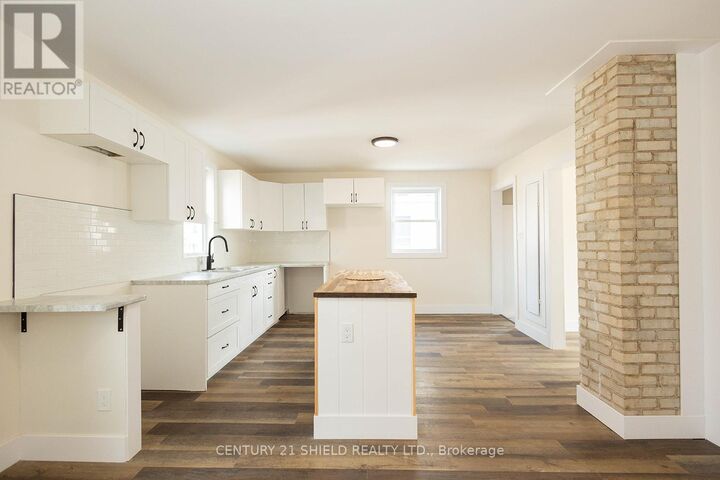 Property Photo:  1008 Second Street E. Street  ON K6H 2A9 